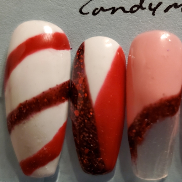Candymas Press On Nails - Picture 2 of 5
